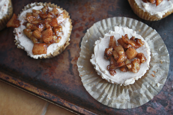 Mini Apple Pie Cheesecakes