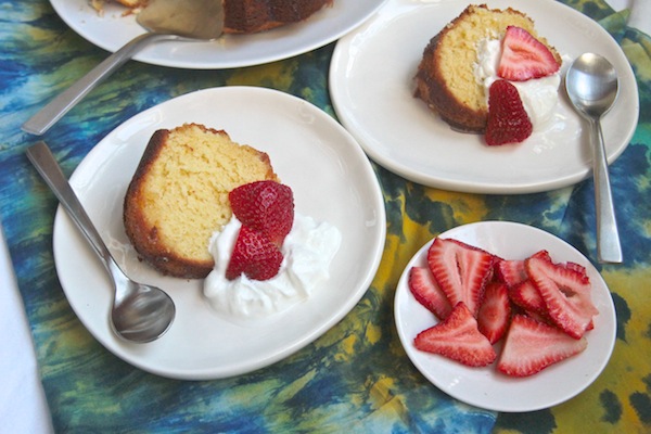 Lemon Buttermilk Bundt Cake