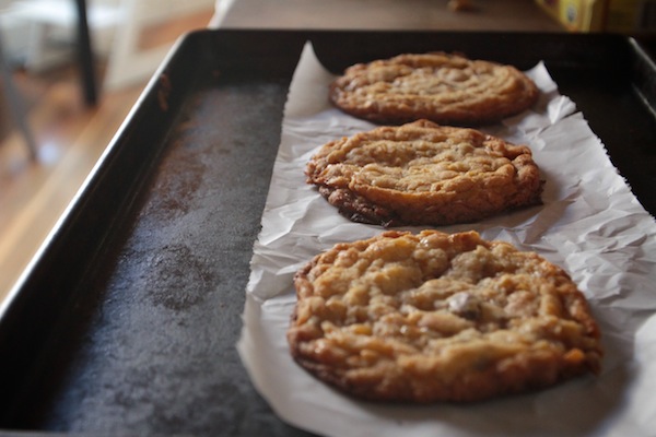 Cornflake Marshmallow Cookies // shutterbean