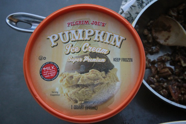 Pumpkin Pecan Ice Cream Sandwiches // shutterbean
