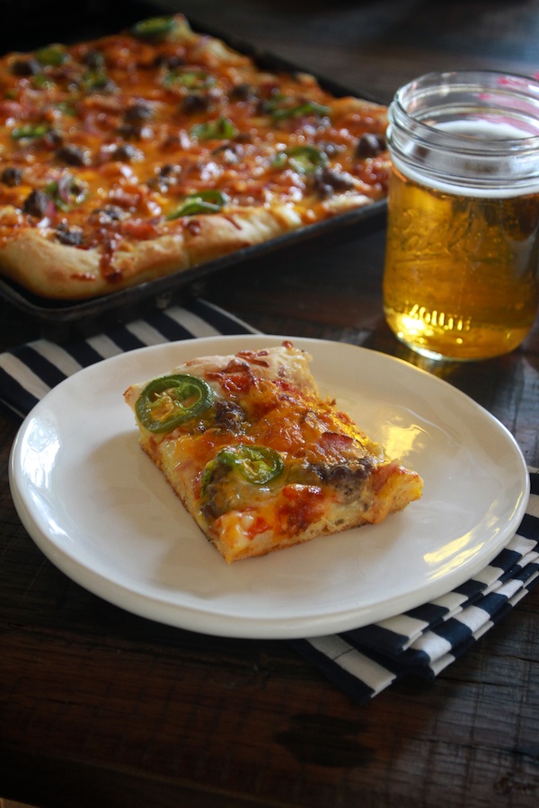 Bacon Cheeseburger Pizza