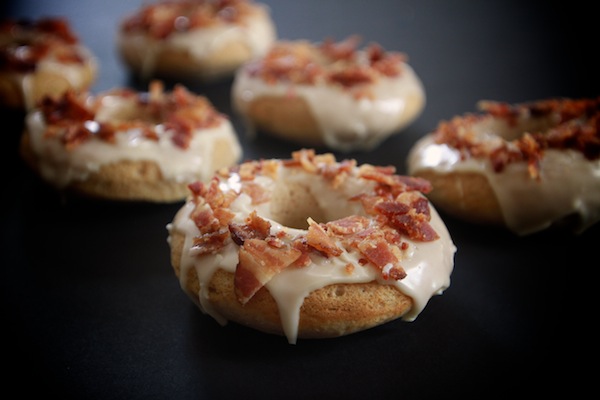 Baked Maple Bacon Doughnuts // shutterbean