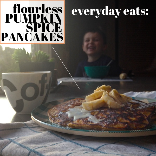 Flourless Pumpkin Spice Pancakes