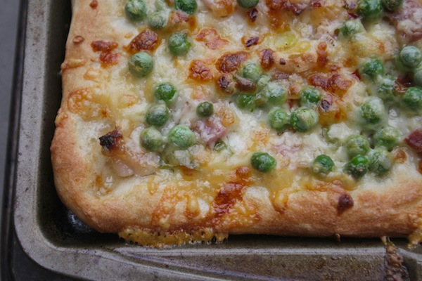 Bacon & Pea Pizza // shutterbean