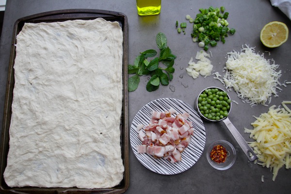 Bacon & Pea Pizza // shutterbean