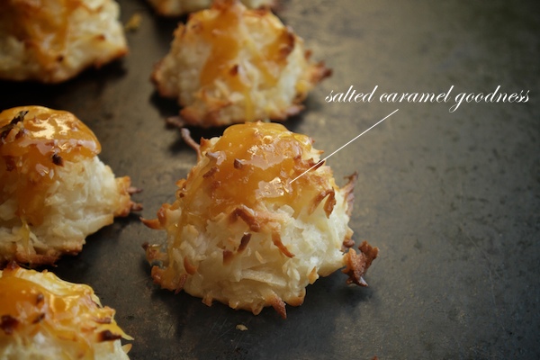 Salted Caramel Macaroons // shutterbean