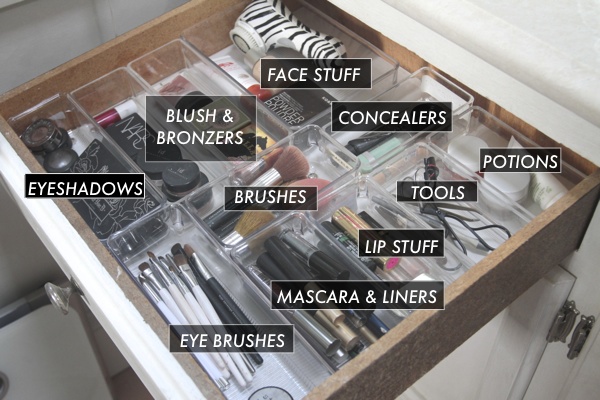 Organized Makeup Drawer// shutterbean