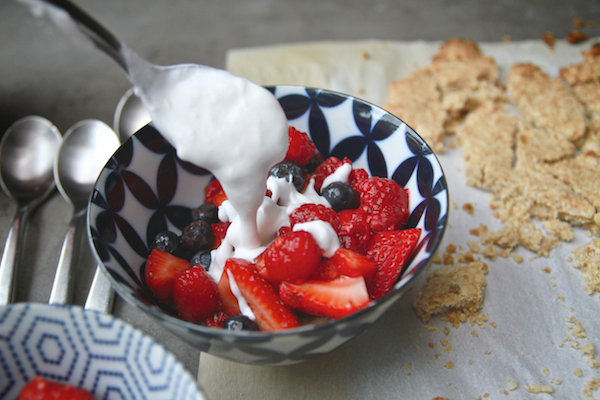 Dairy-Free Mixed Berry Crisp // shutterbean