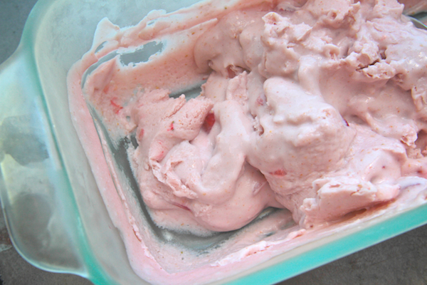 Strawberry & Coconut Ice Cream // shutterbean