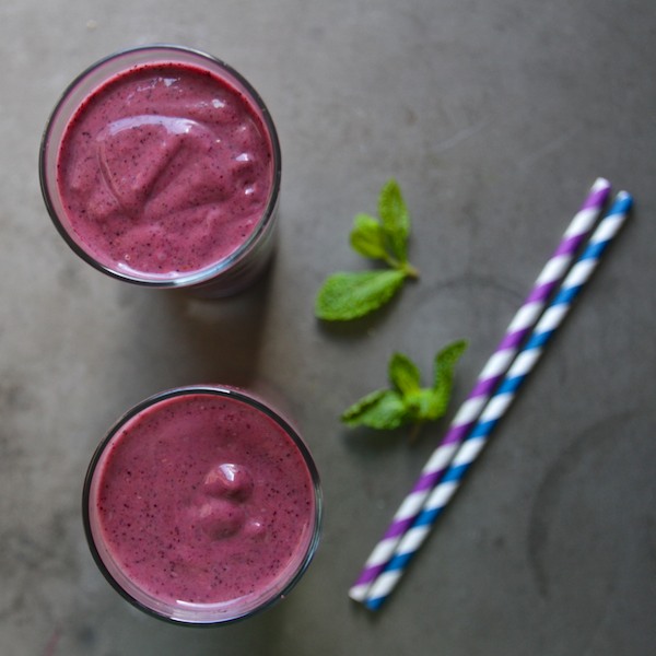 Avocado Superfood Smoothie // shutterbean