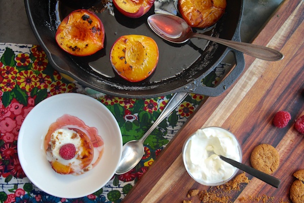 Roasted Peaches in Amaretto // shutterbean