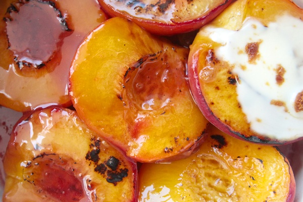 Roasted Peaches in Amaretto // shutterbean