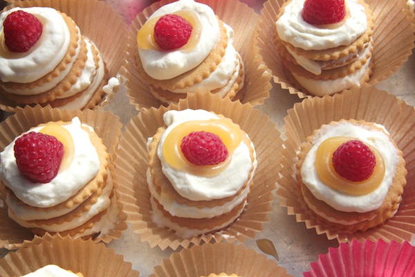 Lemon Icebox Cupcakes // shutterbean
