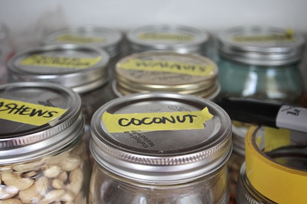 ORGANIZED PANTRY // shutterbean