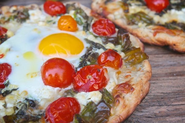 Corn Tomato Shisito Pepper Pizza // shutterbean