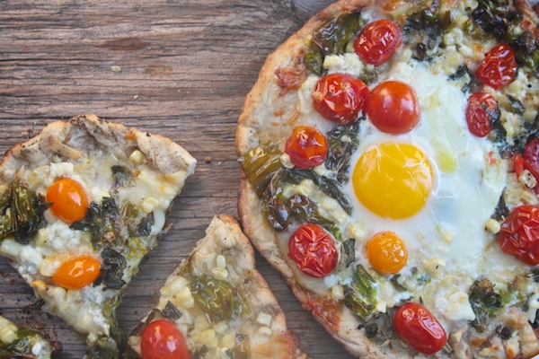 Corn Tomato Shisito Pepper Pizza // shutterbean