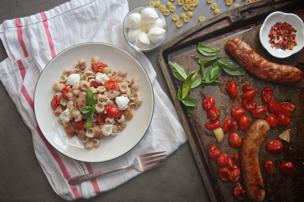 Roasted Tomato Sausage Mac & Cheese // shutterbean