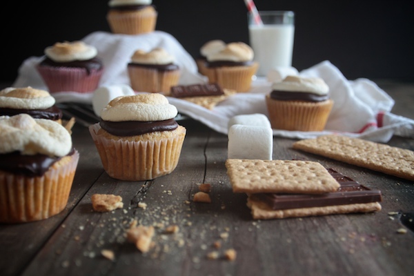 S'mores Cupcakes // shutterbean