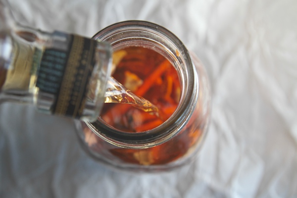 Apple Cinnamon Infused Bourbon // shutterbean