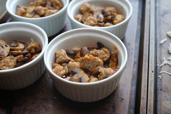 Sausage + Mushroom Pizza Bowls || shutterbean 