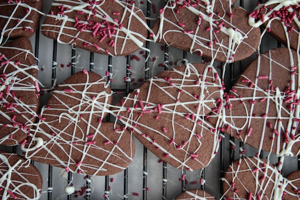 Roll-Out Brownie Cookies // shutterbean