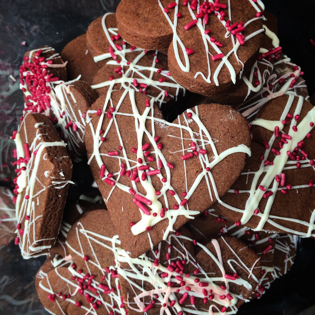 Roll-Out Brownie Cookies // shutterbean