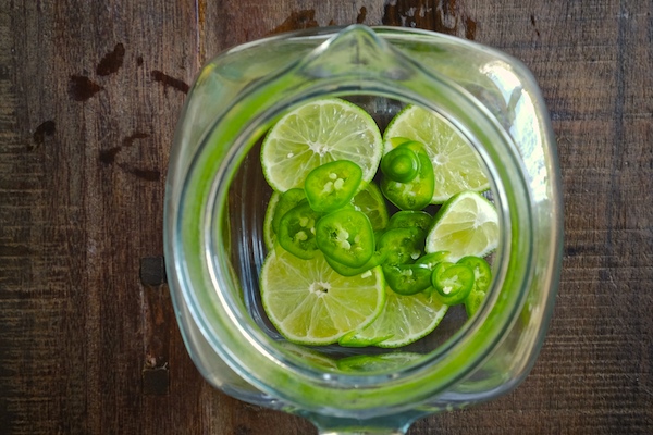 Jalapeño Ginger Lime Spritzers || shutterbean 