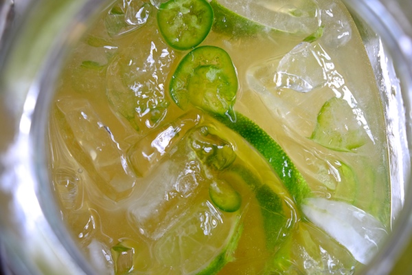 Jalapeño Ginger Lime Spritzers || shutterbean 