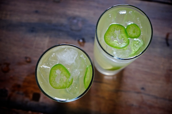 Jalapeño Ginger Lime Spritzers || shutterbean 