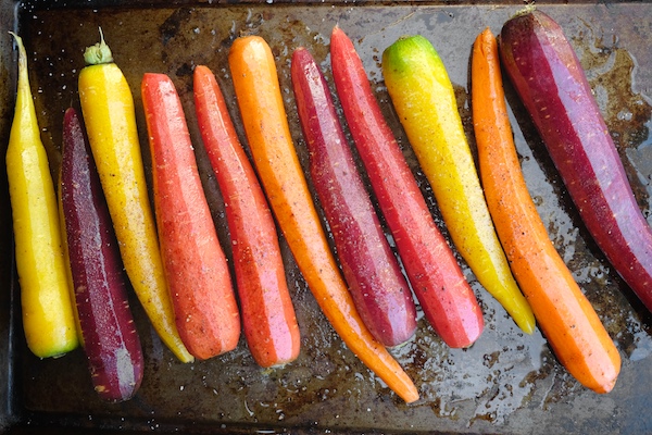 Roasted Carrots with Chile Yogurt & Cilantro Sauce || shutterbean