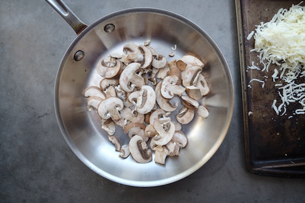 Sausage + Mushroom Pizza Bowls || shutterbean 