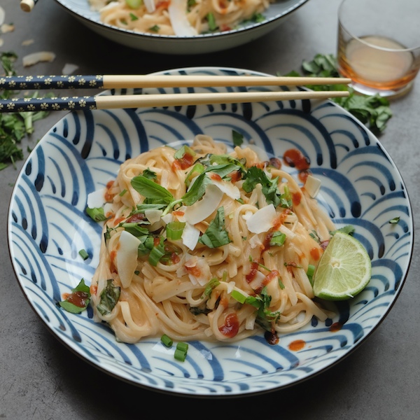 Spicy Coconut Noodles || Shutterbean