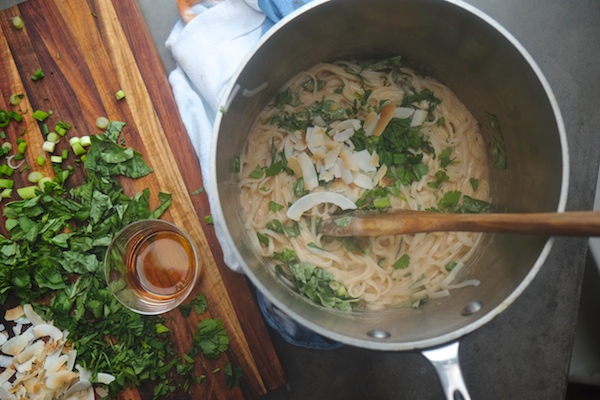 Spicy Coconut Noodles || Shutterbean