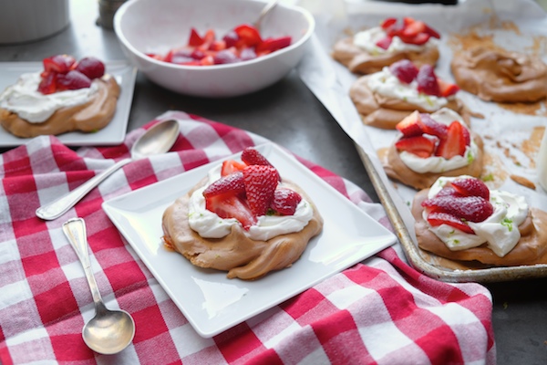 Brown Sugar Meringues with Strawberries & Cream // shutterbean