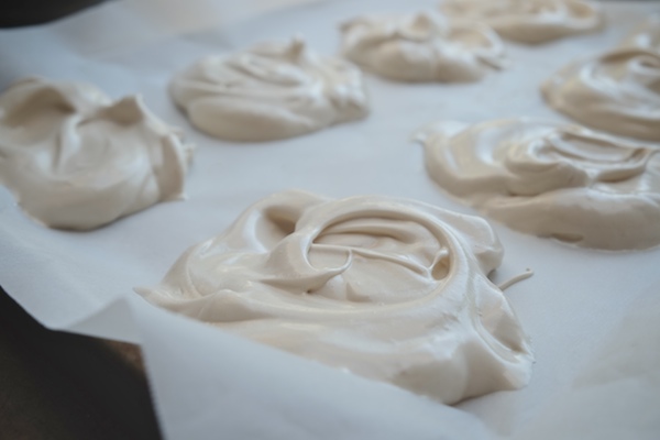 Brown Sugar Meringues with Strawberries & Cream // shutterbean