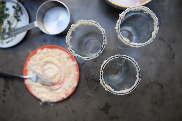 Grapefruit Thyme Cocktail // shutterbean