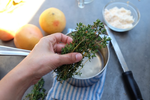 Grapefruit Thyme Cocktail // shutterbean