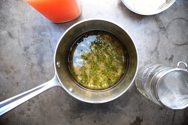 Grapefruit Thyme Cocktail // shutterbean