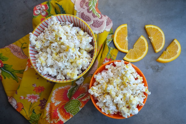 Orange Creamsicle Popcorn // shutterbean