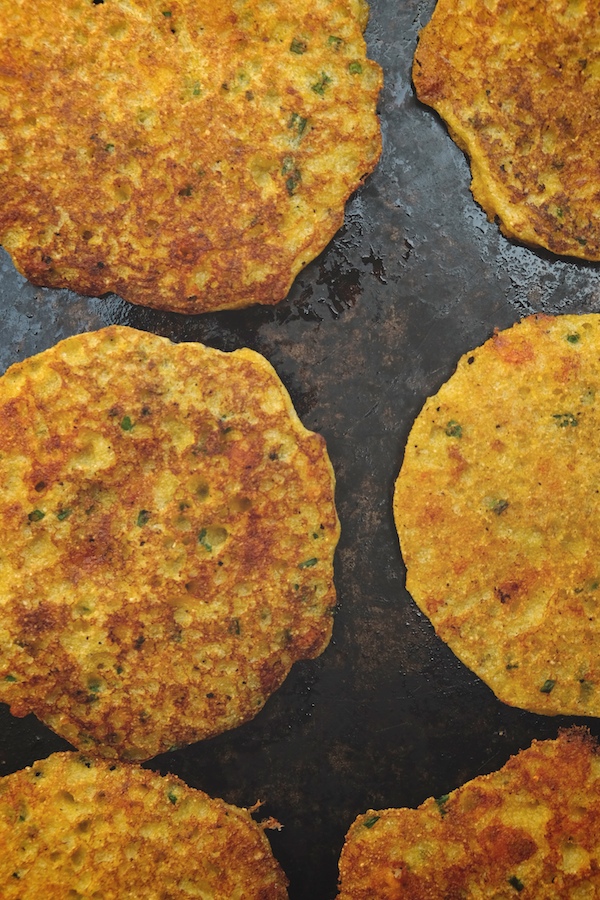 Cheddar Chive Cornmeal Pancakes // shutterbean