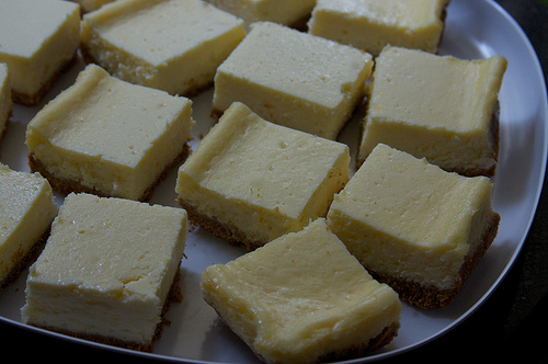 Lemon Cheesecake Squares