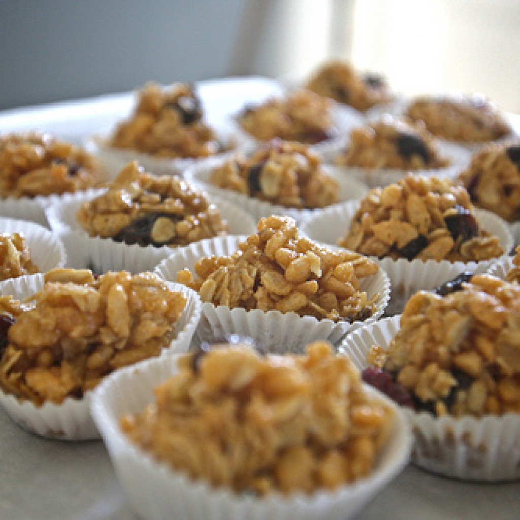 granola and peanut butter balls