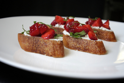 Strawberry Goat Cheese Bruschetta