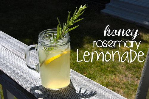 Honey Rosemary Lemonade