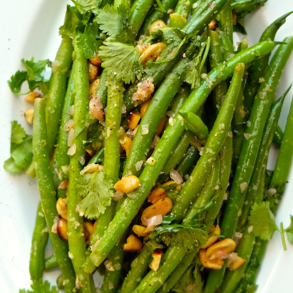 Add Green Beans with Ginger & Lime to your weeknight menu. It's a perfect #meatlessmonday meal! Recipe on shutterbean.com