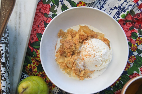 Burnt Butter Pear Ginger Crumble is the perfect way to celebrate pear season. Check out the recipe on Shutterbean.com! 