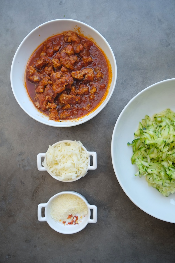 Whip up a really quick dinner for one with this Zucchini Noodles & Sausage recipe on Shutterbean.com !