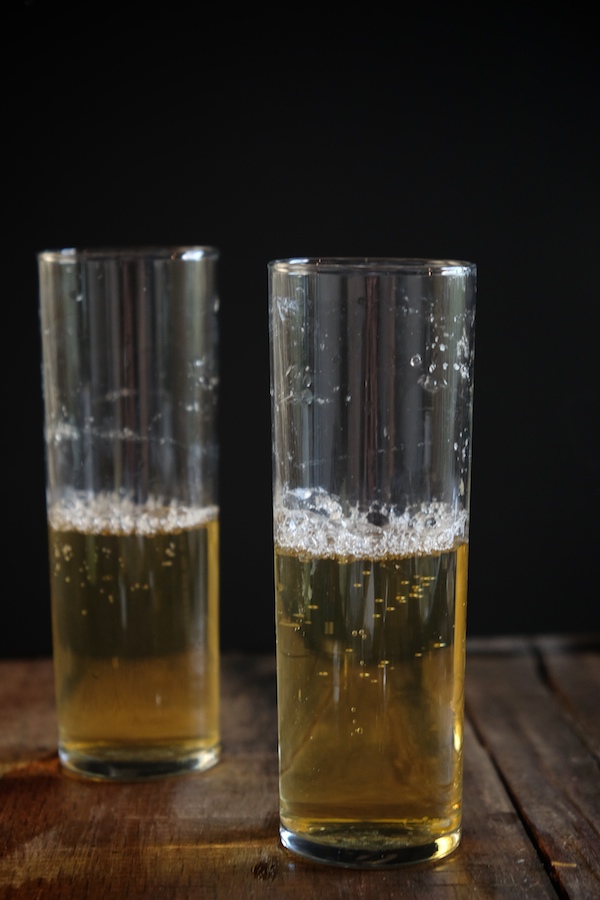 Shake up your dessert game with these Caramel Apple Floats. Find the recipe on Shutterbean.com!