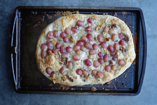 Roasted Grape & Sage Pizza should be added to your Autumn TO DO List! Find the recipe at Shutterbean.com 