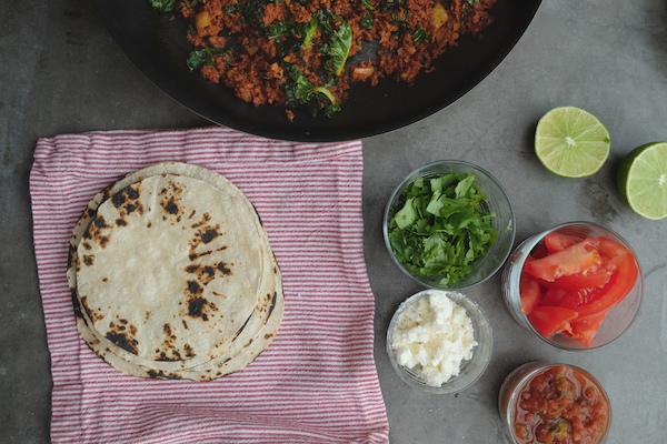 Kale Soyrizo Tacos for a quick vegetarian weeknight meal! Find the recipe on shutterbean.com 